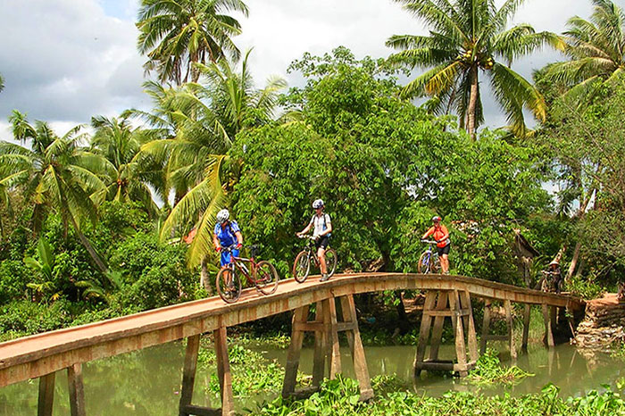 biking vietnam, top 6 places for biking, cycling vietnam, vietnam bicycle, mekong delta, can tho, an giang, tra su forest
